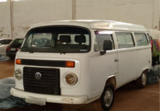 Kombi, 2012/2013 | Placa: FEC0E83